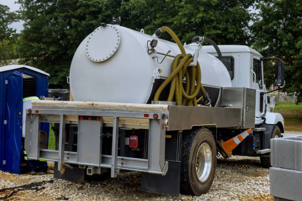 Best Portable restroom trailer rental  in Montevideo, MN